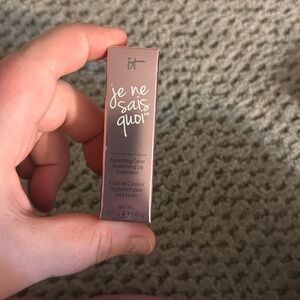 It cosmetics hydrating color awakening lip treatment